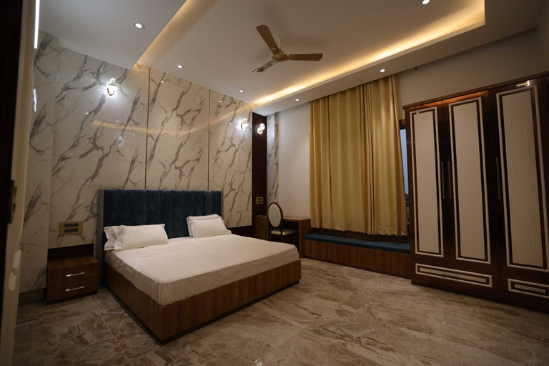 Bedroom 2, Burney Palace, Bulandshahr