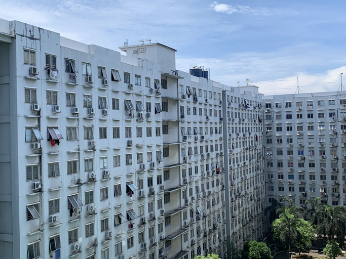 Exterior & Views, Comfortable And Combined 3Br At City Park Apartment, West Jakarta