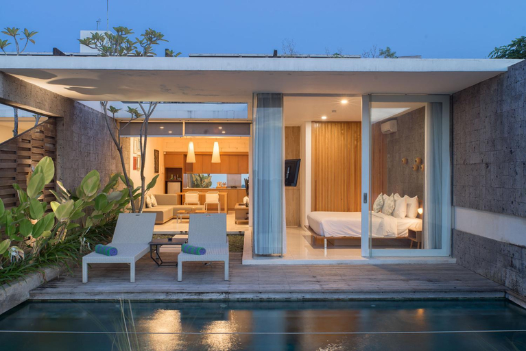 Swimming Pool 14