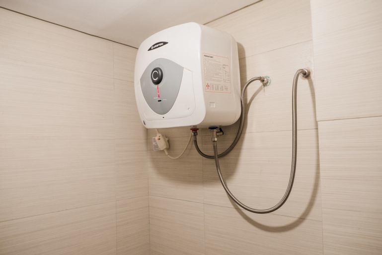 Bathroom 14