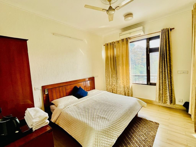 Bedroom 2, Hotel Suryadev, Kangra
