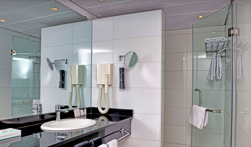 Bathroom 3, Eko Hotel Gardens, Eti-Osa