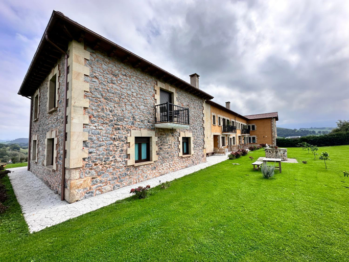 Others 3, Apartamentos Rurales Sobremazas, Cantabria