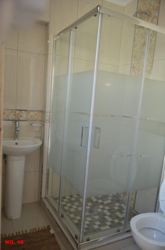 Bathroom 4, STAY-1 Lodge, City of Cape Town