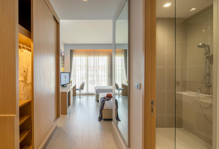 Bathroom 4
