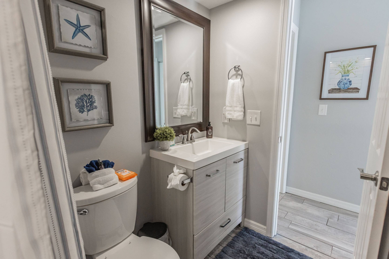 Bathroom 4, Vilano Beach Retreat, Saint Johns