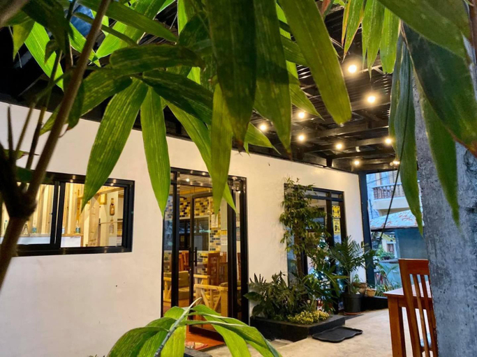 Exterior & Views 2, Marion Roos Hotel, Puerto Galera