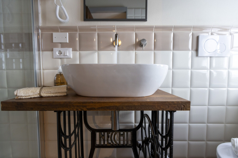 Bathroom, Podere La Casella, Florence