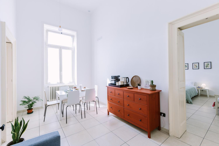 Others 5, Pangea e Panthalassa B&B, Lecce