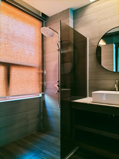 Bathroom 6