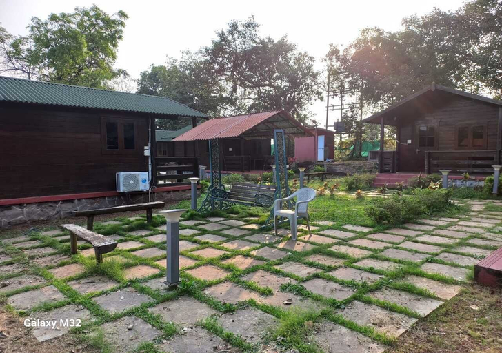 Others 3, Cocorico Stay Ya, Raigarh