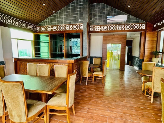 Food & Drinks 5, Hotel Suryadev, Kangra