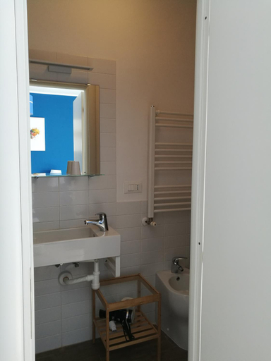 Bathroom 2, The 6th Floor, Rome