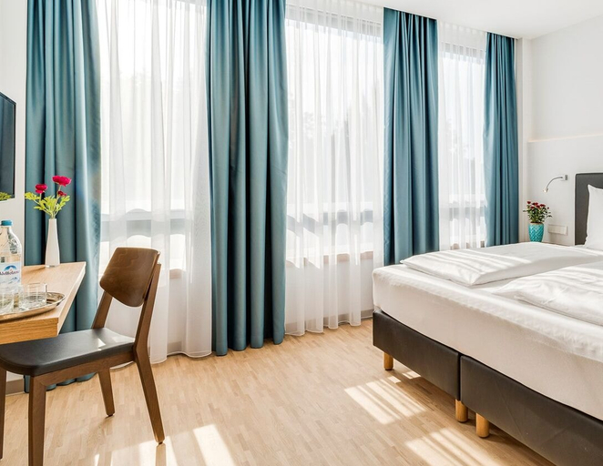 Bedroom 5, Hotel‑Etage Apfelrot managed by Hotel Apfelbaum, Erding