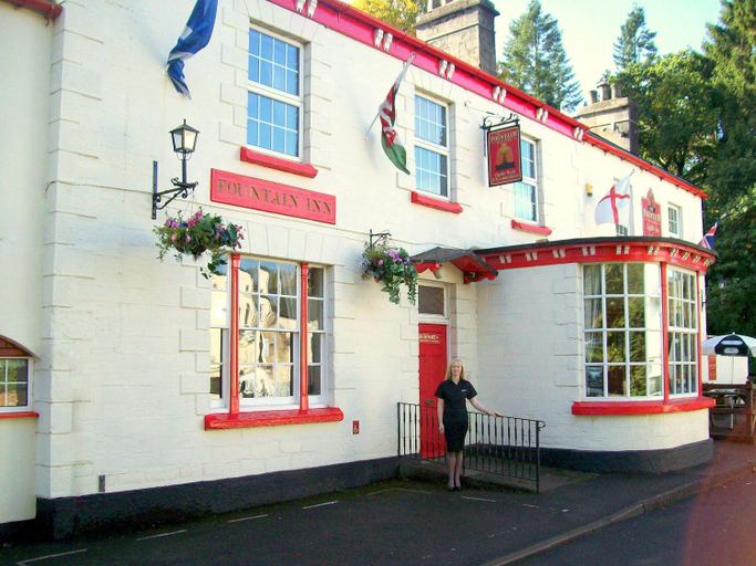 Exterior & Views 2, The Fountain Inn, Gloucestershire