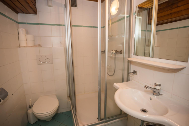Bathroom 3, Hotel St Gervais Geneva, Genève