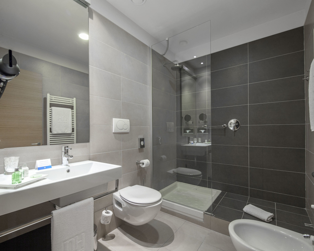 Bathroom 4, AC Hotel by Marriott Milan Sesto, Milano