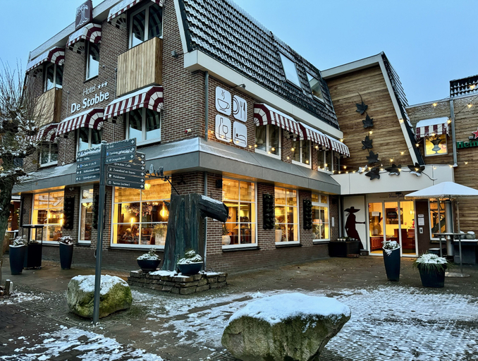 Exterior & Views 2, De Stobbe hotel & suites, De Wolden