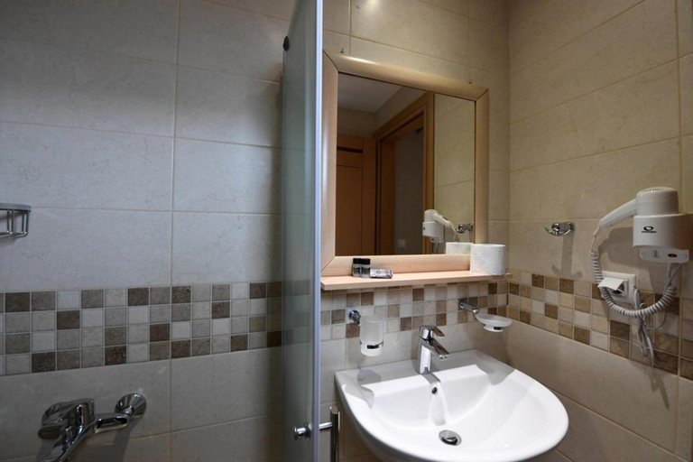 Others 5, Tassos Rooms, Peloponnese