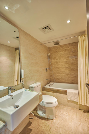 Bathroom 5, Hotel Crowne Imperial - Kathmandu, Bagmati