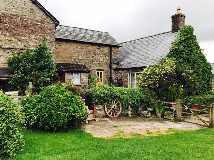 Others 5, The Draen Bed and Breakfast, Powys
