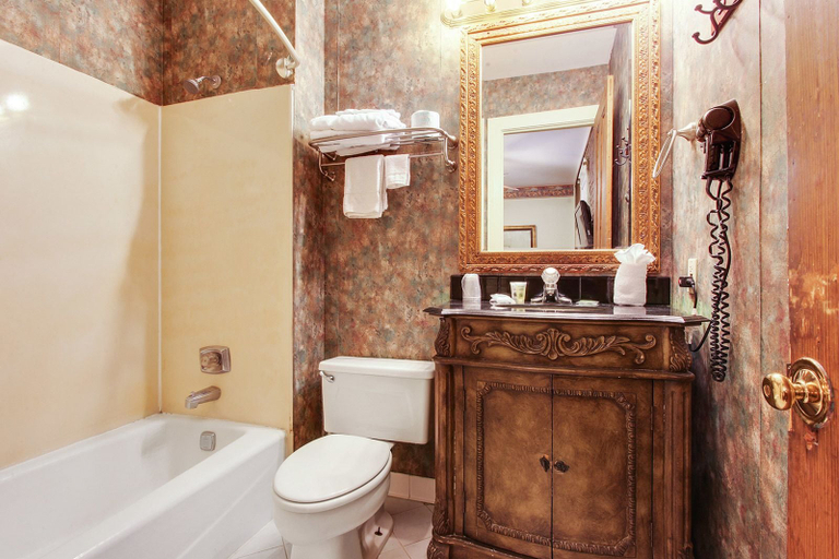 Bathroom 3, New Orleans Guest House, Orleans