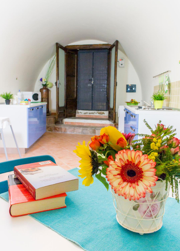 Others 4, Le Stanze Dell'Imperatore B&B, Potenza