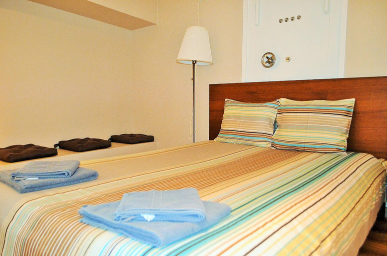 Bedroom 2, Suites & Apartments - DP Setubal, Setúbal