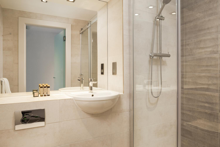 Bathroom 1