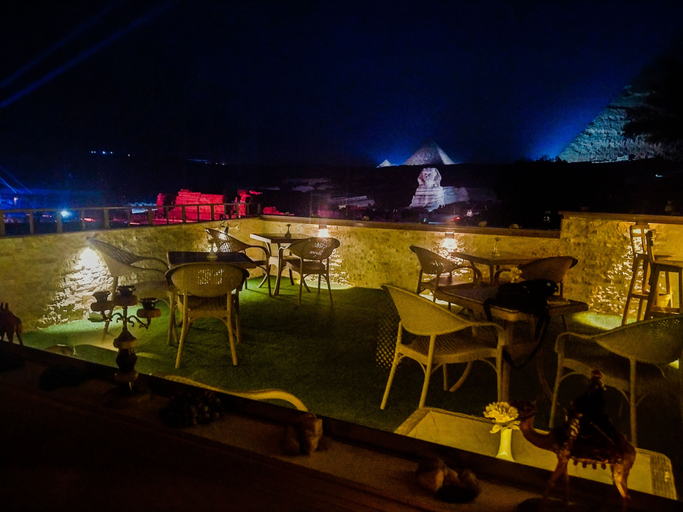 Food & Drinks 5, Seven Pyramids Inn, Unorganized in Al Jizah