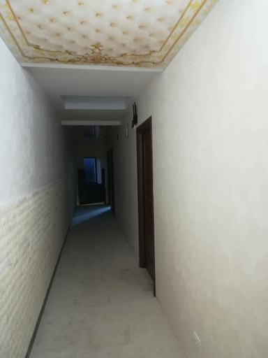 Others 3, Casa Lipianu, Targu Jiu