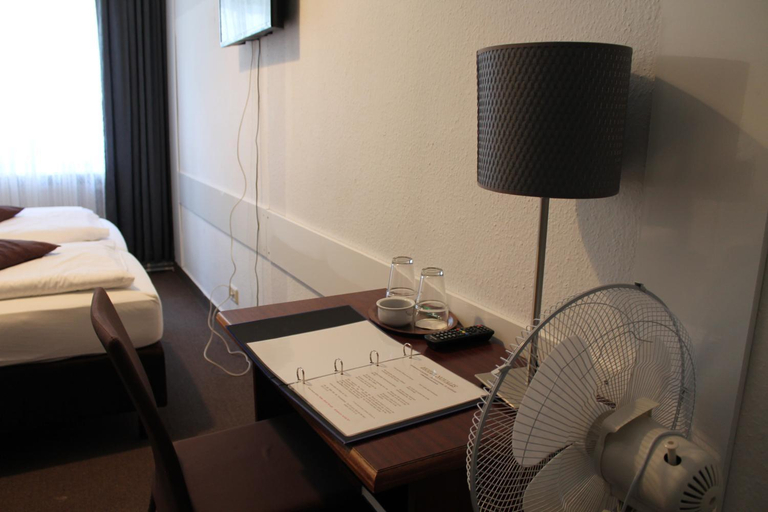 Others 4, Hotel Novalis, Berlin
