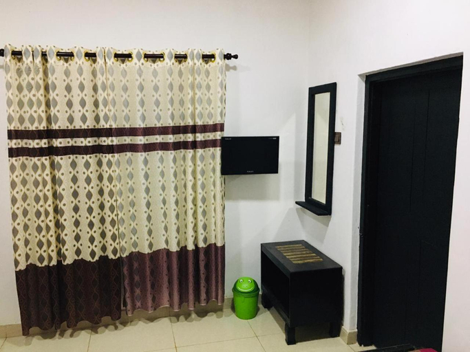 Others 5, Bathiya Tourist Guest Anuradhapura, N. Palatha East