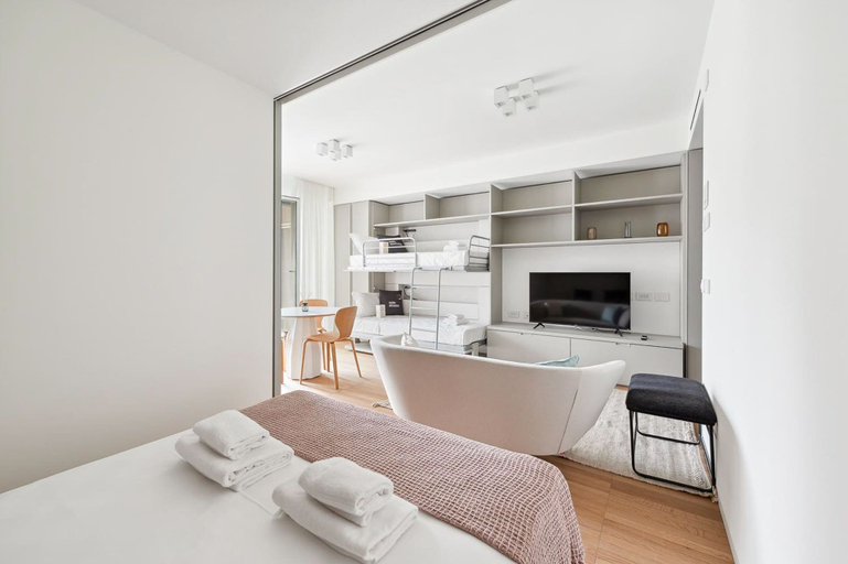 Bedroom 3, Limehome Milan via Stresa, Milano