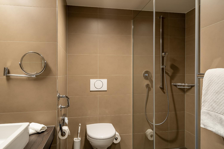 Bathroom 4, Hotel Artos Interlaken, Interlaken