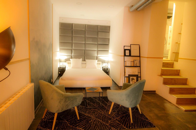 Dining Room 12