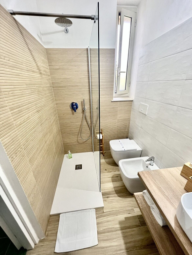 Bathroom 5, Albergo Terrazze Sul Mare, Ragusa