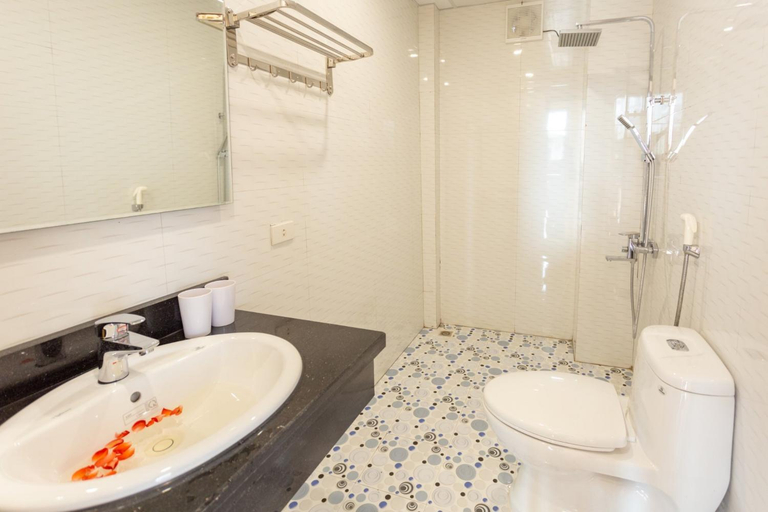 Bathroom 4, viet anh homestay, Hoa Lư