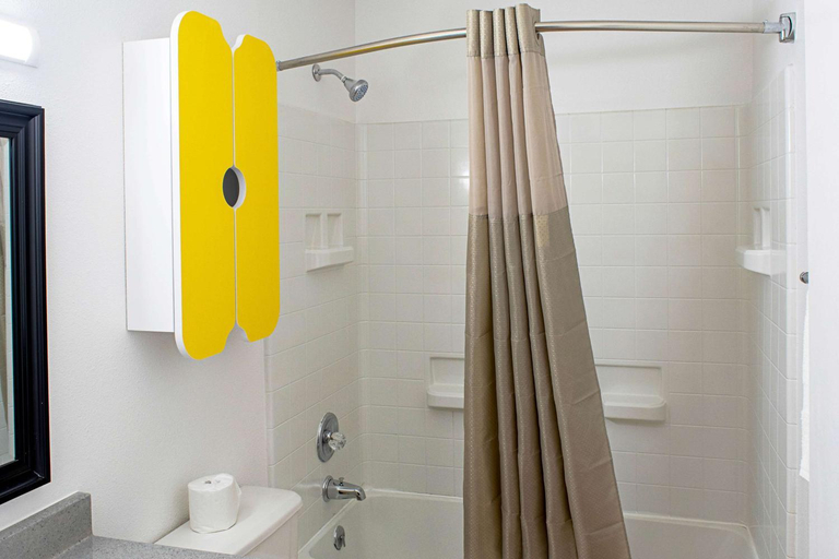 Bathroom 3, Crossland Economy Studios - Cincinnati/Springdale/Tri-County Mall, Cincinnati