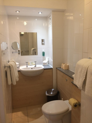 Bathroom 2, The Lanes Hotel, Brighton and Hove