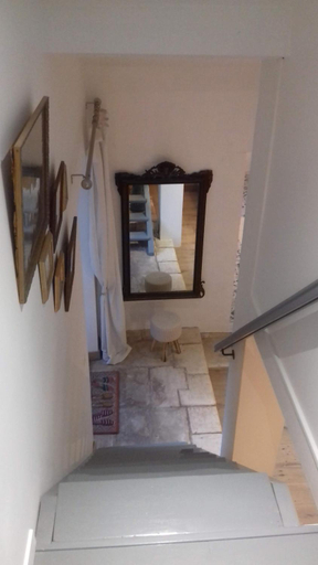 Bedroom 2, Varzay autour du puits, Charente-Maritime