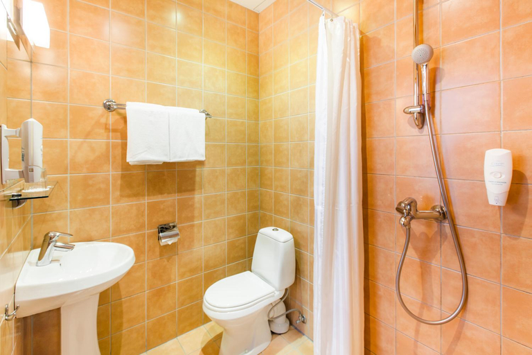 Bathroom 4, City Hotel Tallinn, Tallinn