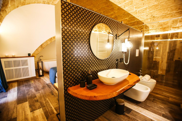 Bathroom 4, Luna Federiciana Luxury Room & Spa, Bari