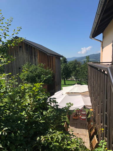 Others 5, L'EPERVIER BLANC, Haute-Savoie