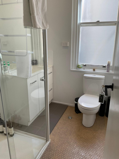 Bathroom 4