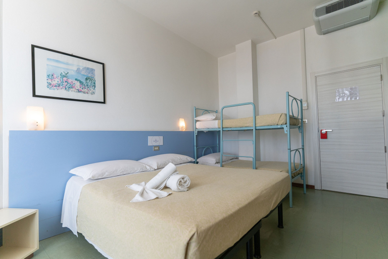 Bedroom 3, Hotel Concord, Ravenna