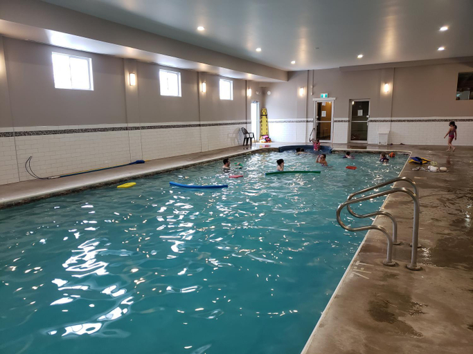 Sport & Beauty 5, Seely's Motel, Westmorland