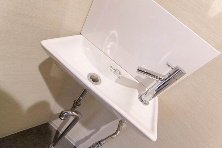 Bathroom 3, Sakura Cross Hotel Shinjuku East, Shinjuku