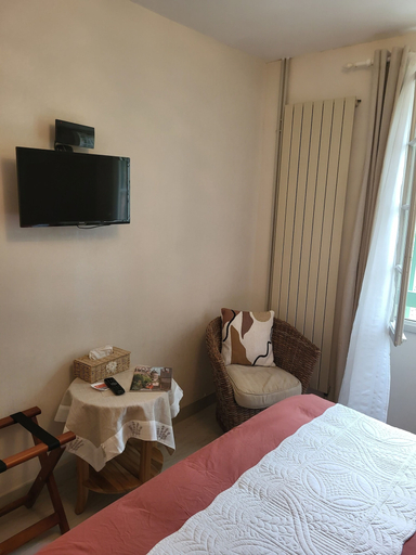 Bedroom 2, LES FEUILLANTINES, Dordogne