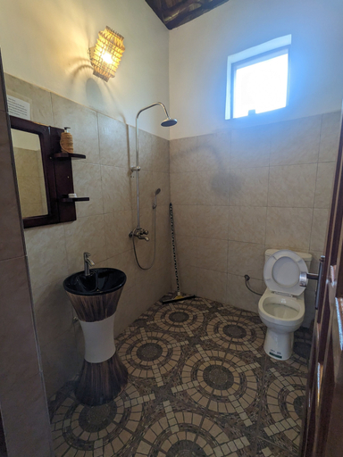Bathroom, Cwmbale Eco-Tourist Lodge, Bungokho